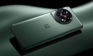 OnePlus 11 shown in live images, official renders also in tow