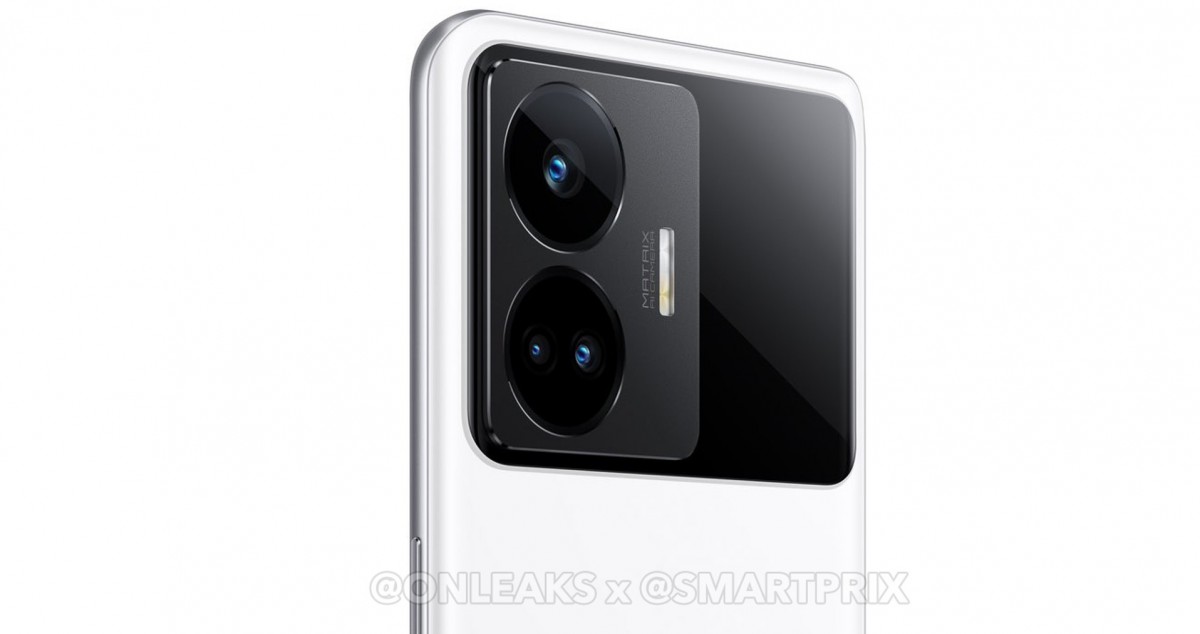Realme GT Neo 5 smiles for the camera in first leaked image