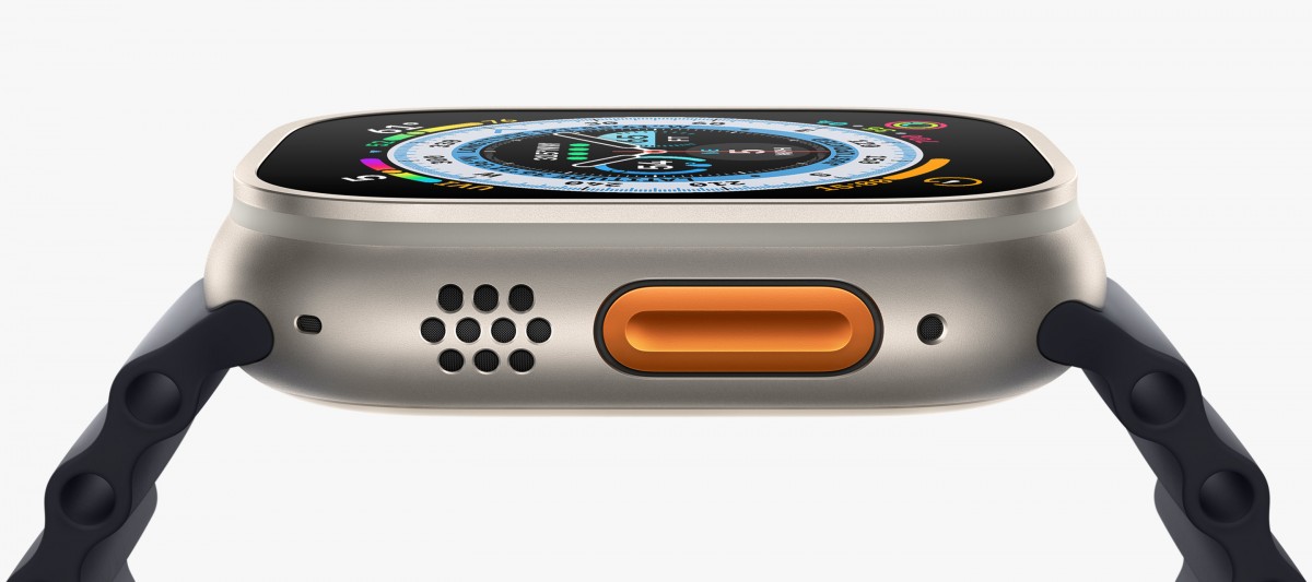Apple Watch Ultra with 2.1” micro-LED display coming in 2024