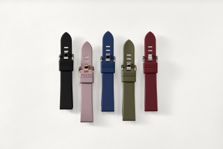 Additional silicone straps to customize the look of the Wellness Edition watch