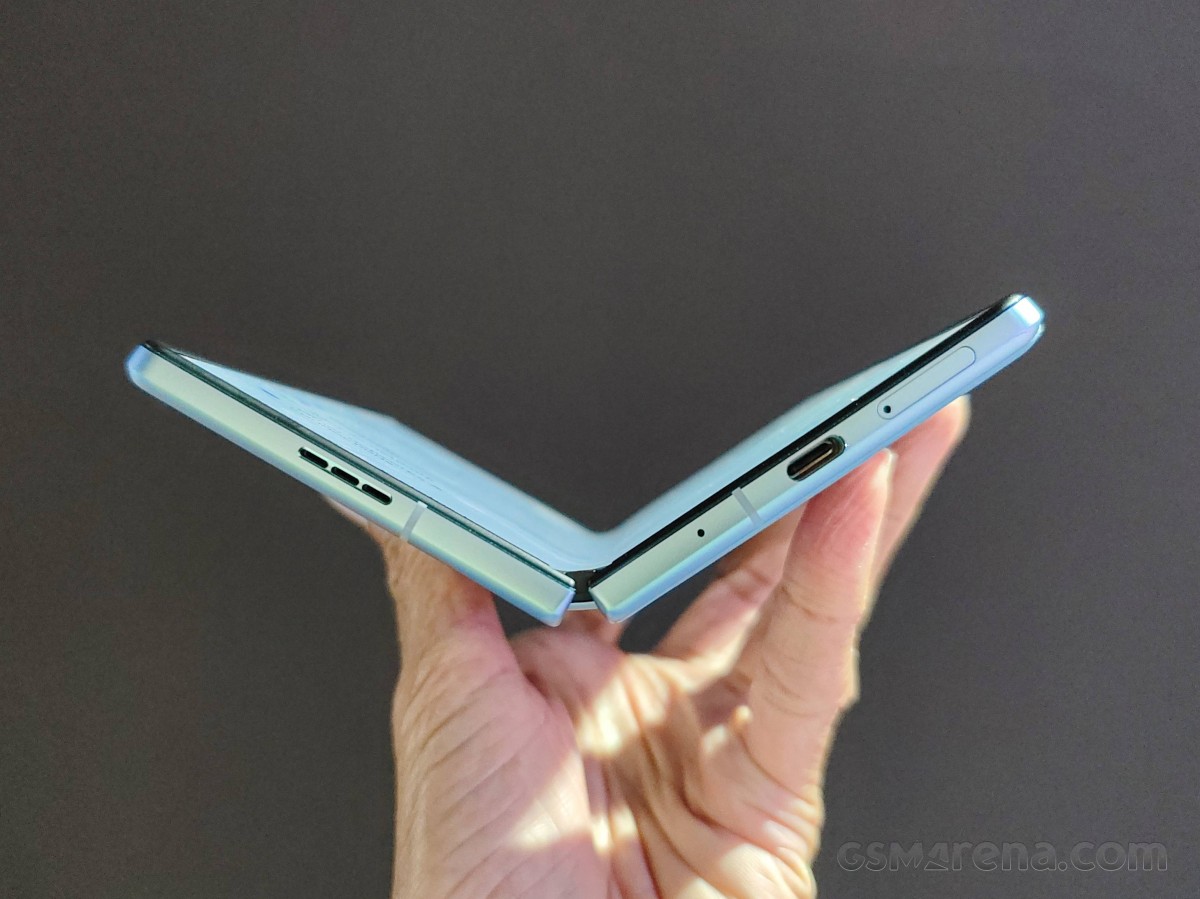 微軟的 Surface Duo 3 將配備可折疊屏幕