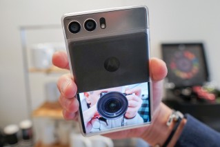 Motorola rollable concept camera interface