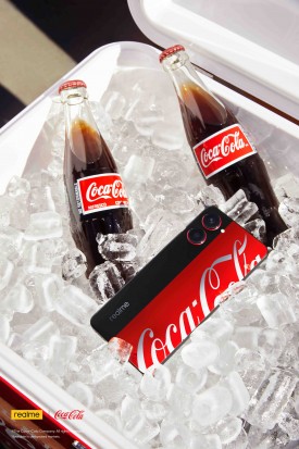 Realme 10 Pro 5G edición Coca-Cola y figura realmeow