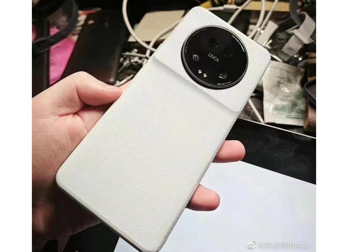 Xiaomi 13 Ultra case leaks showing humongous camera island