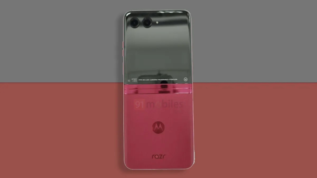 Moto Razr 2023 leaked live photo reveals new hinge design