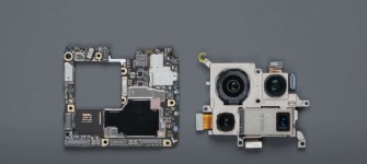 The camera module and the iris aperture
