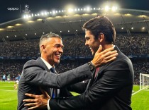 Kaká reunites with Luis García