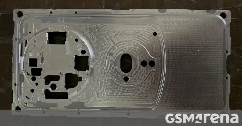 Huawei Mate 60 will have a circular camera island, new leak reveals