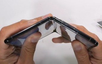 Google Pixel Fold is destroyed by bend test, doesn't like heat either
