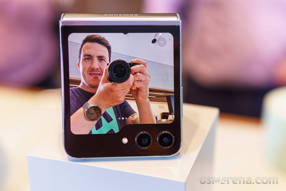 Samsung Galaxy Z Flip5 camera samples