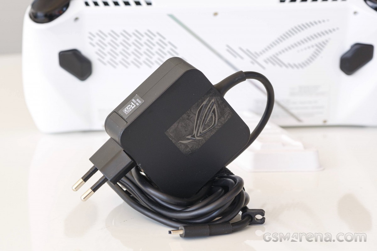 Official ROG Ally 65W Charging Dock Review 