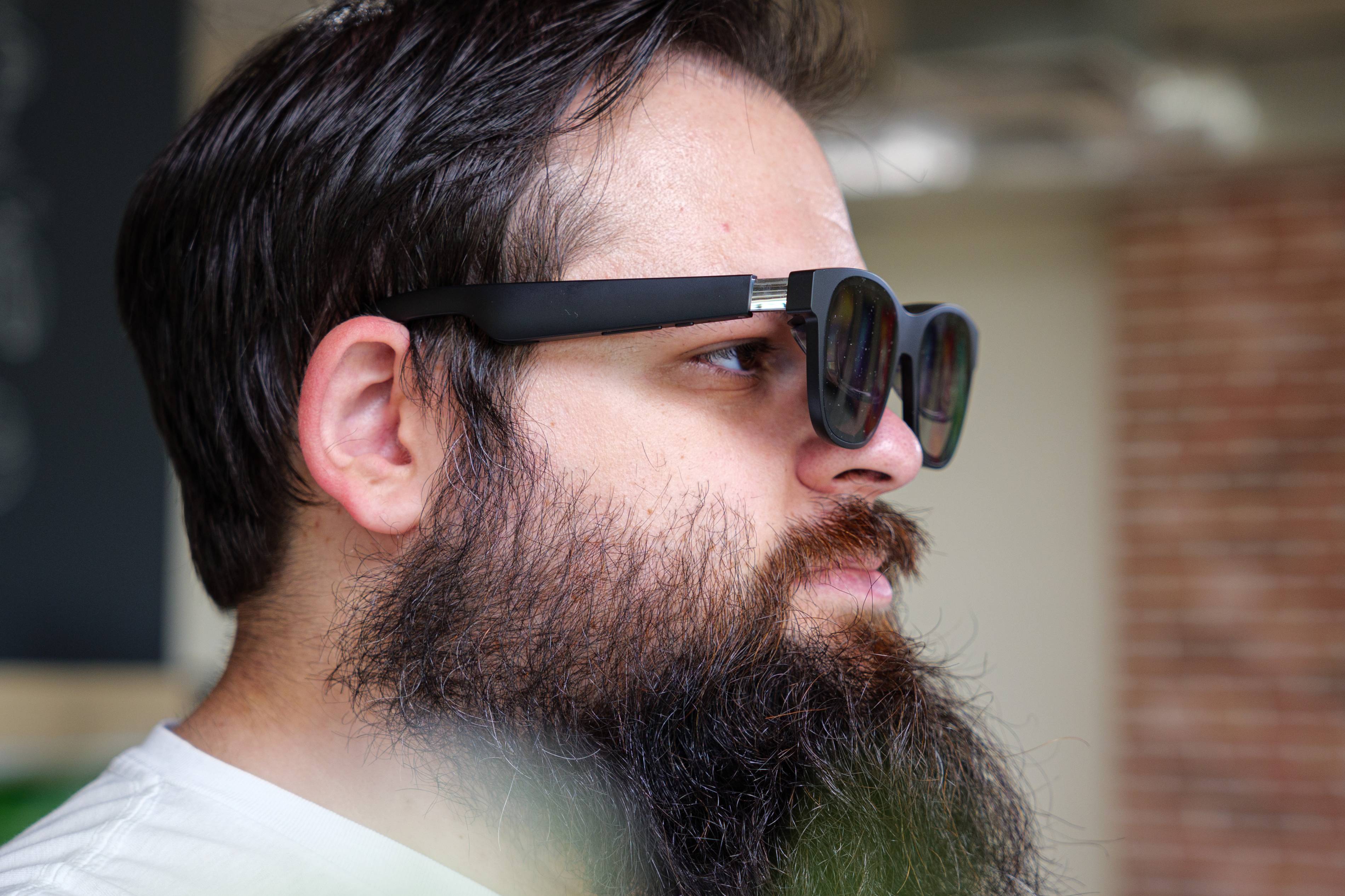 XREAL Air AR glasses and XREAL Beam review