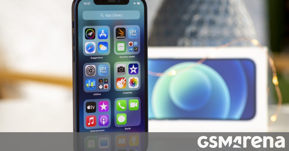 Apple promete una actualización de software para reducir la radiación del iPhone 12 en Francia