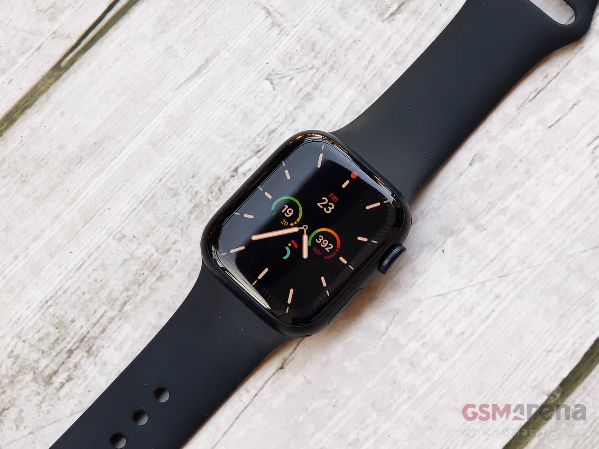 Apple Watch Series 8 semipermanent review