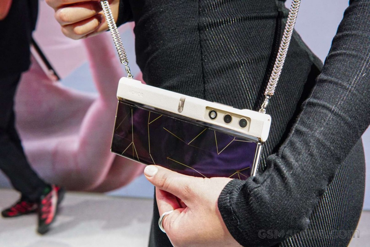 Honor V Purse concept live photo gallery - GSMArena.com news