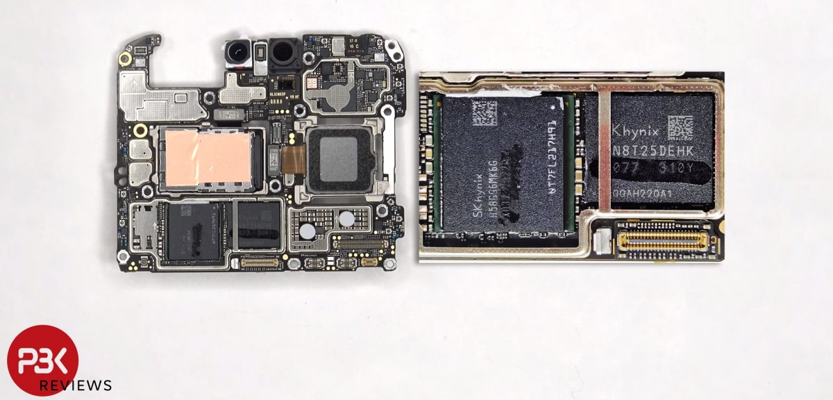 The Huawei Mate 60 Pro motherboard