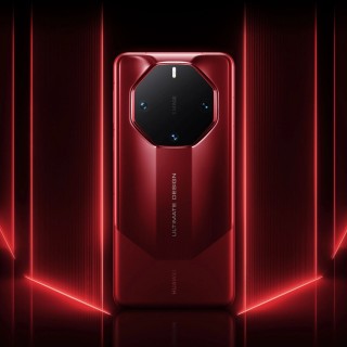 Huawei Mate 60 RS Ultimate Edition in red and black