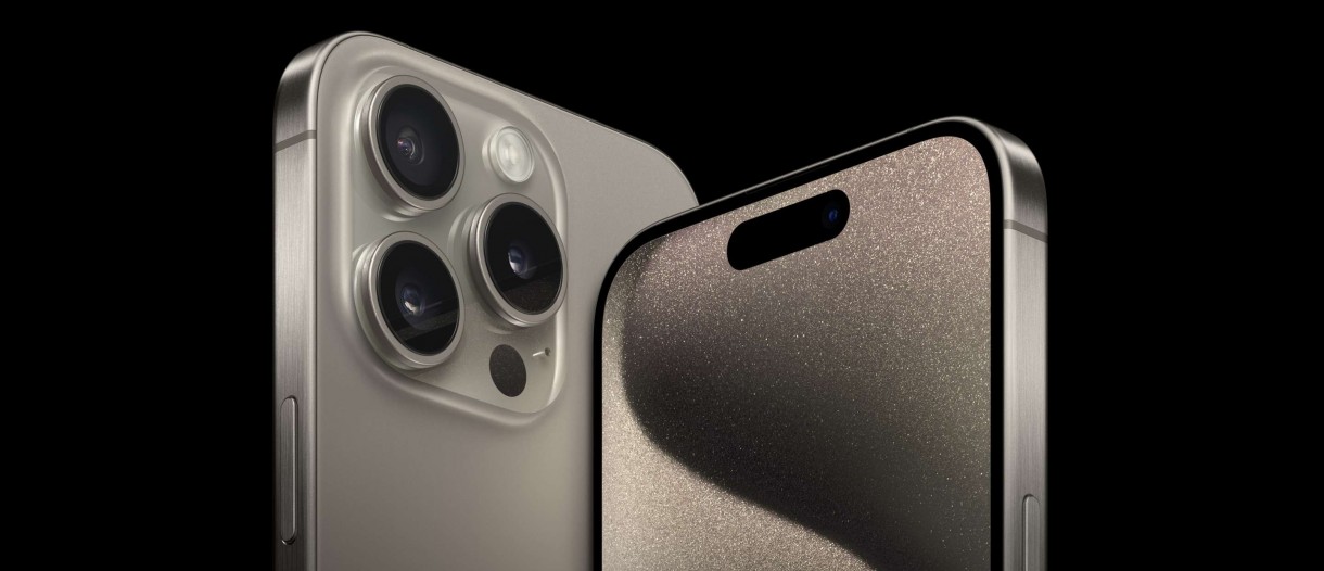 Apple puts USB-C on the iPhone 15 Pro, the 15 Pro Max adds a periscope zoom  -  news