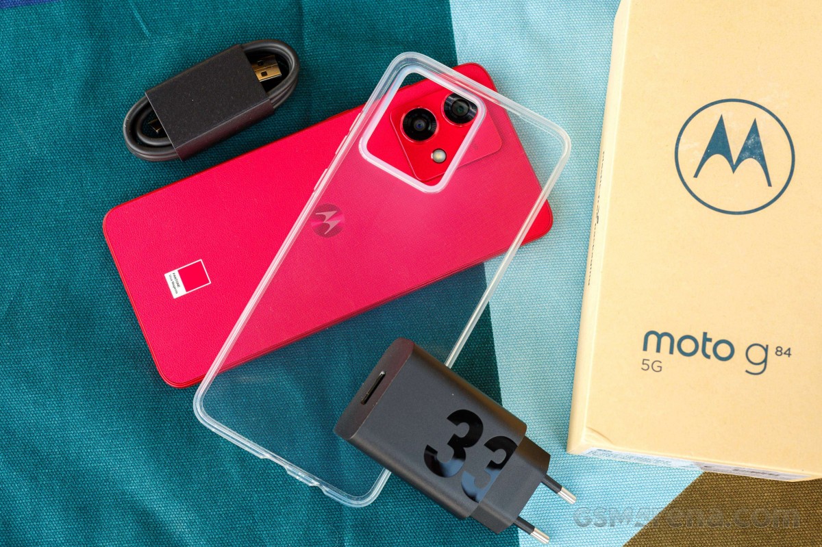 Moto G84 in for review -  news