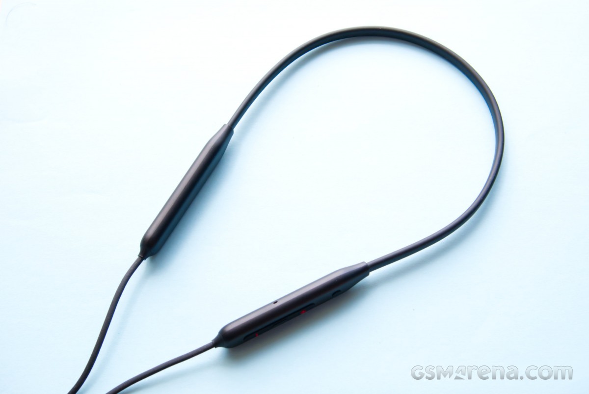 Oneplus bullets wireless z vs oppo enco m31 online comparison