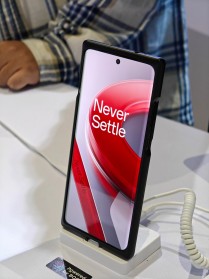 OnePlus 12 demo unit