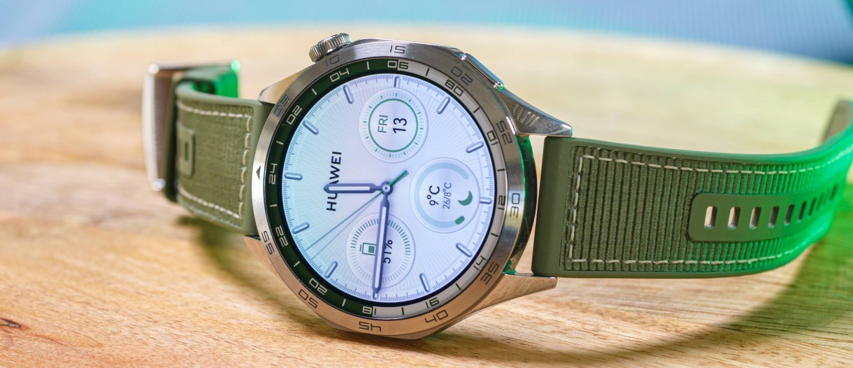 HUAWEI WATCH GT3 Pro Titanium Unboxing and First Impressions