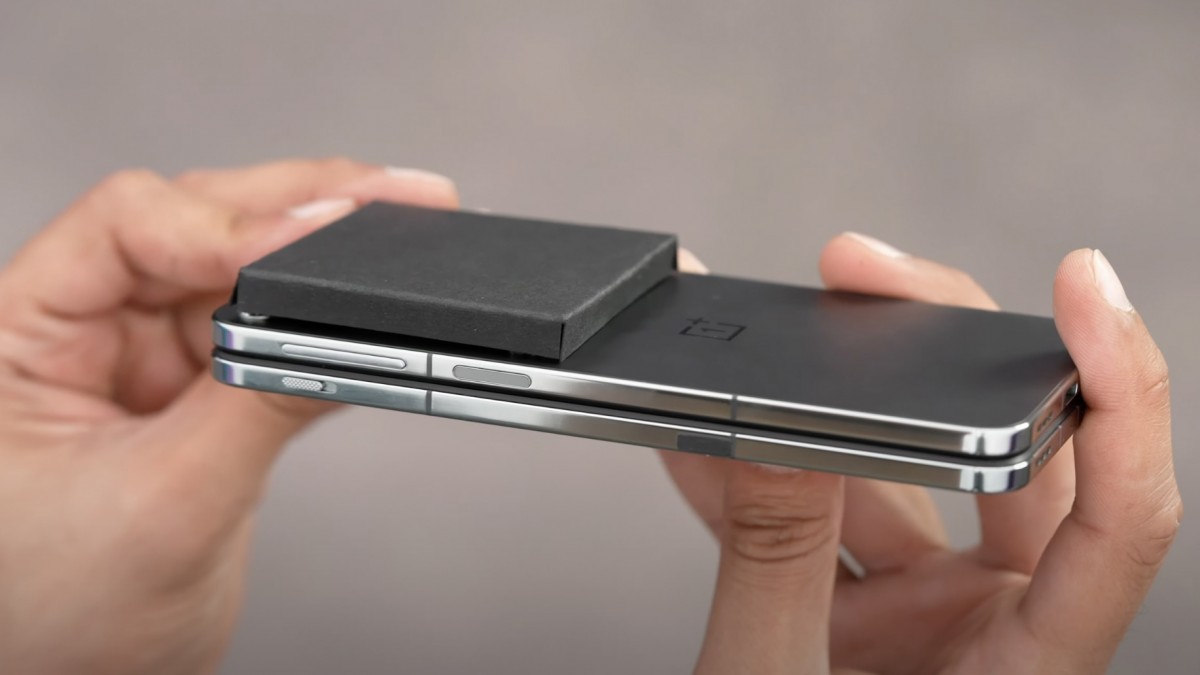 OnePlus Open gets an early hands-on video - Yahoo Sports