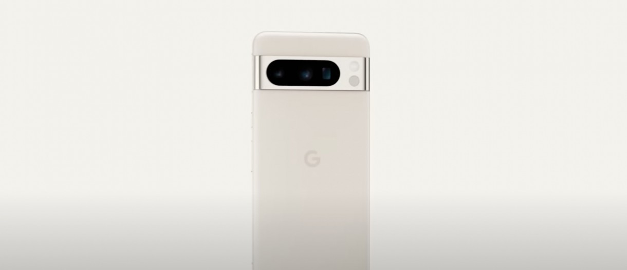 Pixel　8 Pixel 8 renders leak 6.2-inch screen and smaller frame [U]