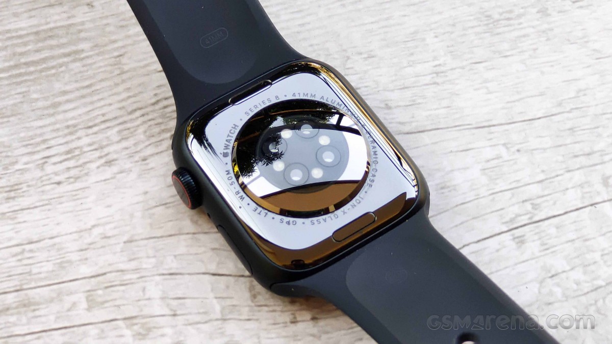 Apple Watch won't gain blood pressure sensor until at least 2024