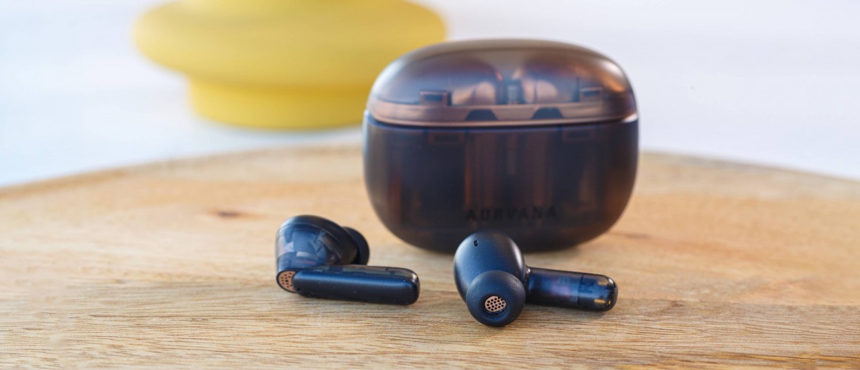 美品 Creative Aurvana ACE 2 Creative Aurvana Ace 2 True Wireless In-ears with Bluetooth