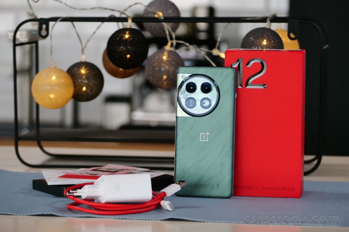 OnePlus 12 in for review