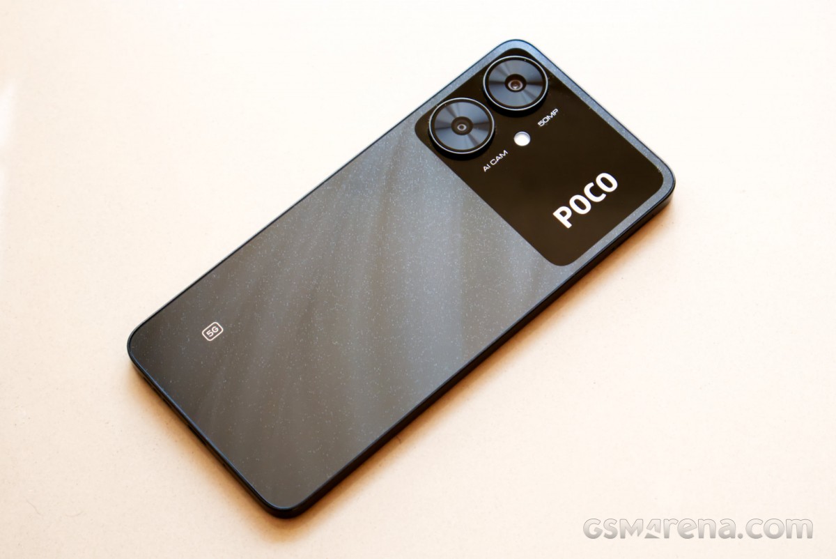 Poco M6 in for review