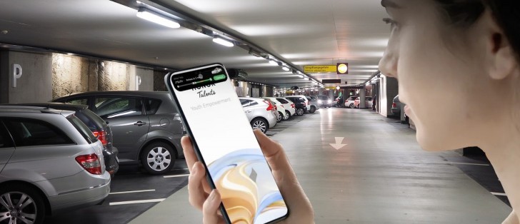 Engineer uses an Honor Magic6 Pro's eye tracking feature to remotely control a car - Vimarsana News