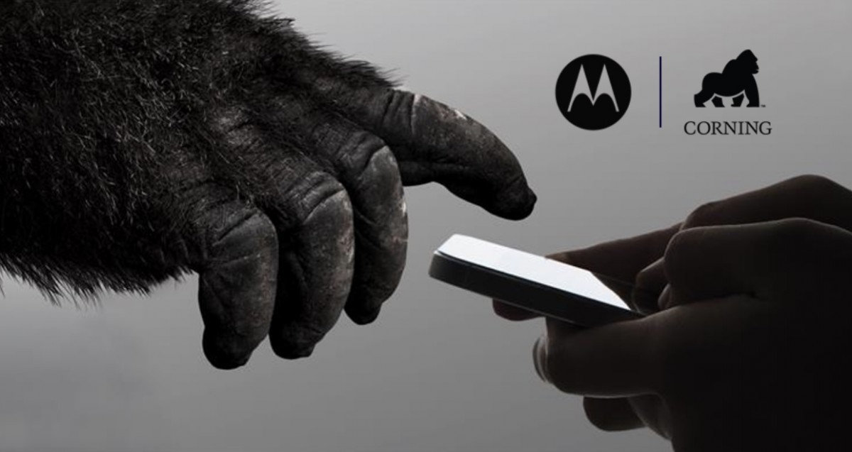 Motorola объявляет о партнерстве с Corning и Smart Connect на выставке MWC 2024