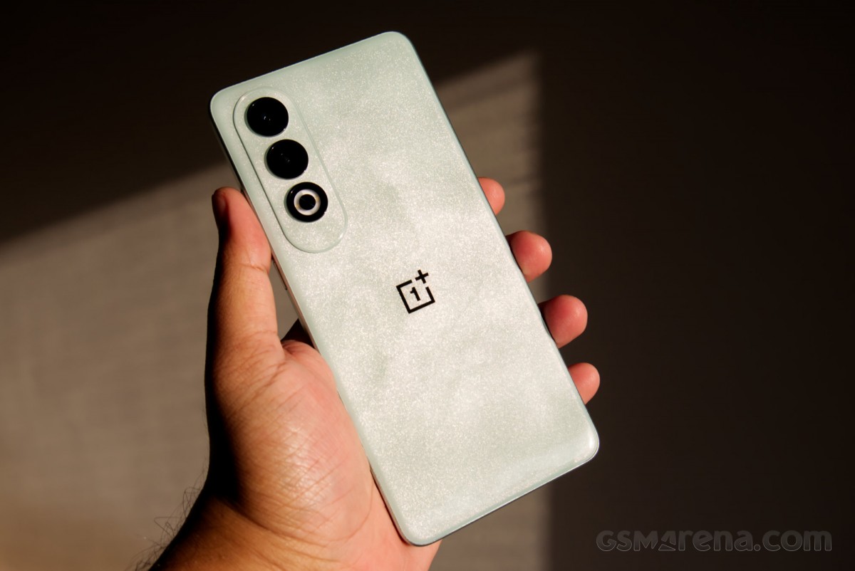 OnePlus Nord CE4 in for review