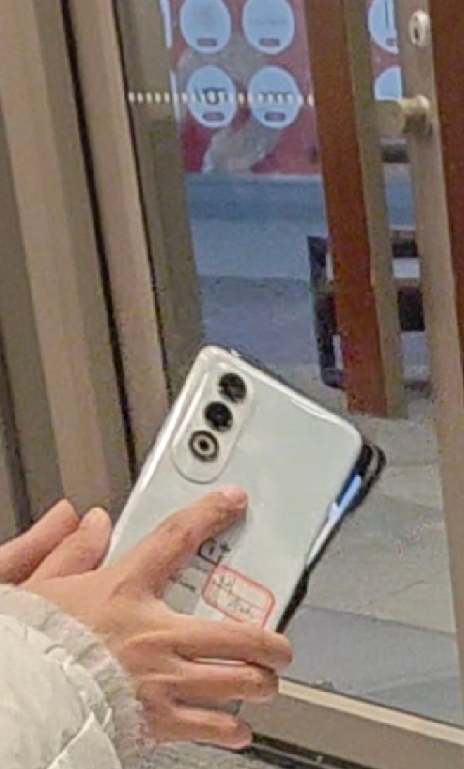 Alleged OnePlus 3V