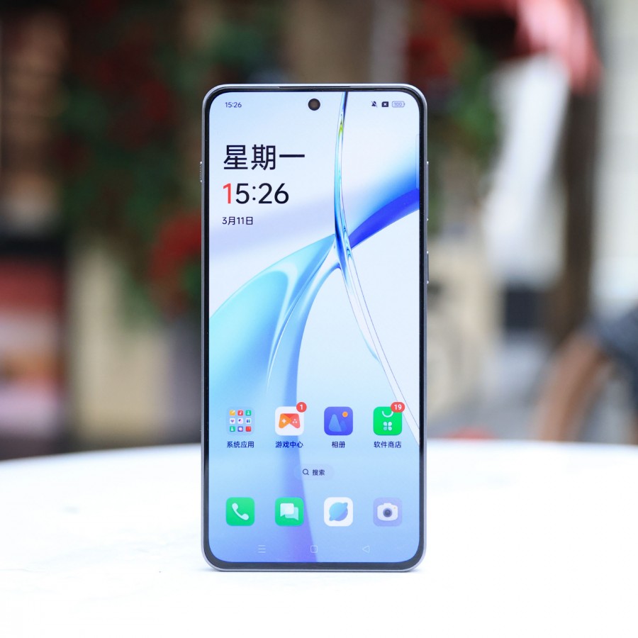 OnePlus Ace 3V aka Nord 4 appears in another hands-on image