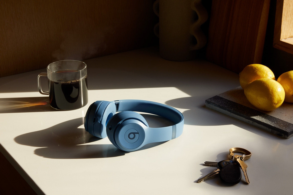 Beats Solo 4 and Beats Solo Buds arrive with long battery life