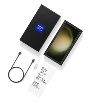 Certified Re-Newed Galaxy S23 Ultra packaging