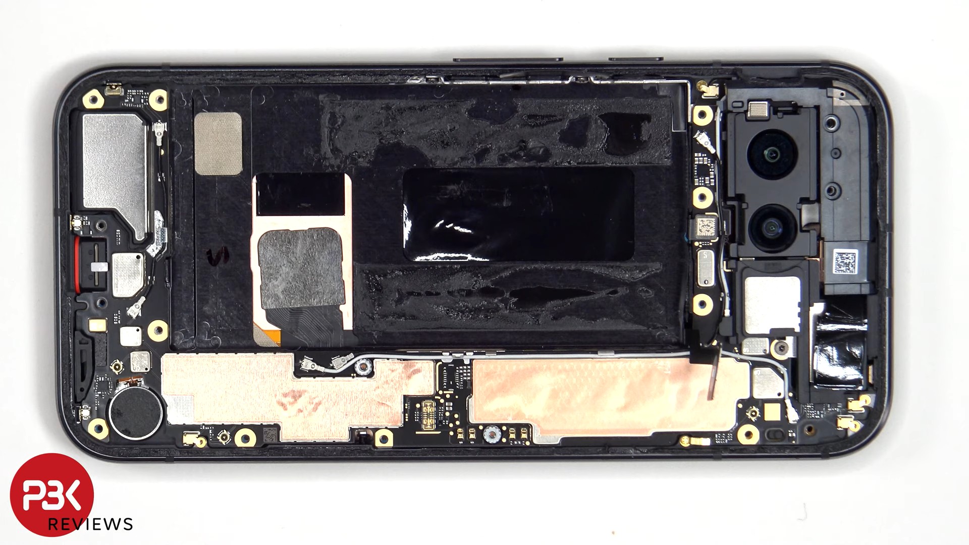 Video: Google Pixel 8a disassembled with some effort