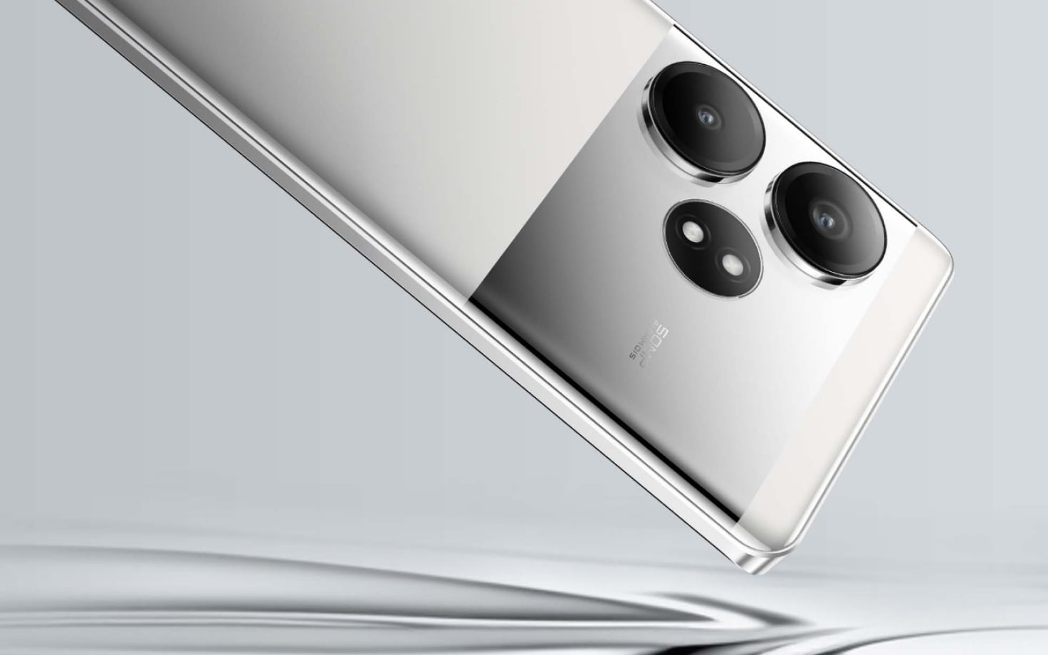 Realme GT 6T дебютирует с процессором Snapdragon 7+ Gen 3 и зарядкой 120 Вт