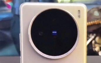 vivo X100s live images surface ahead of launch