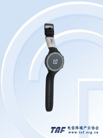 OnePlus Watch 3 na TENAA