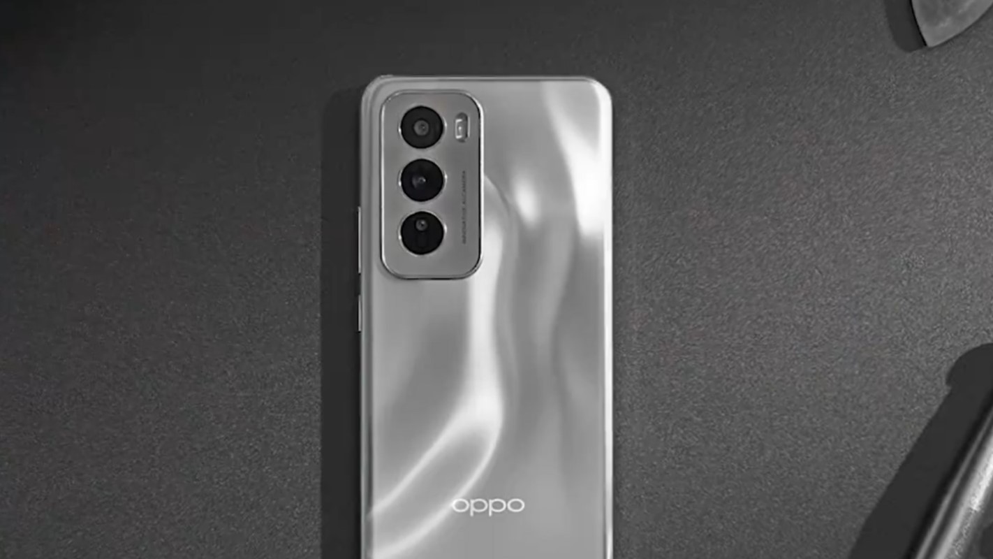 Модель Astral Silver от Global Oppo Reno12 появилась в официальных тизерах