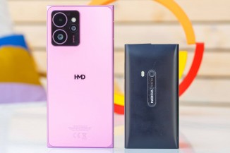 The HMD Skyline next to the Nokia N9