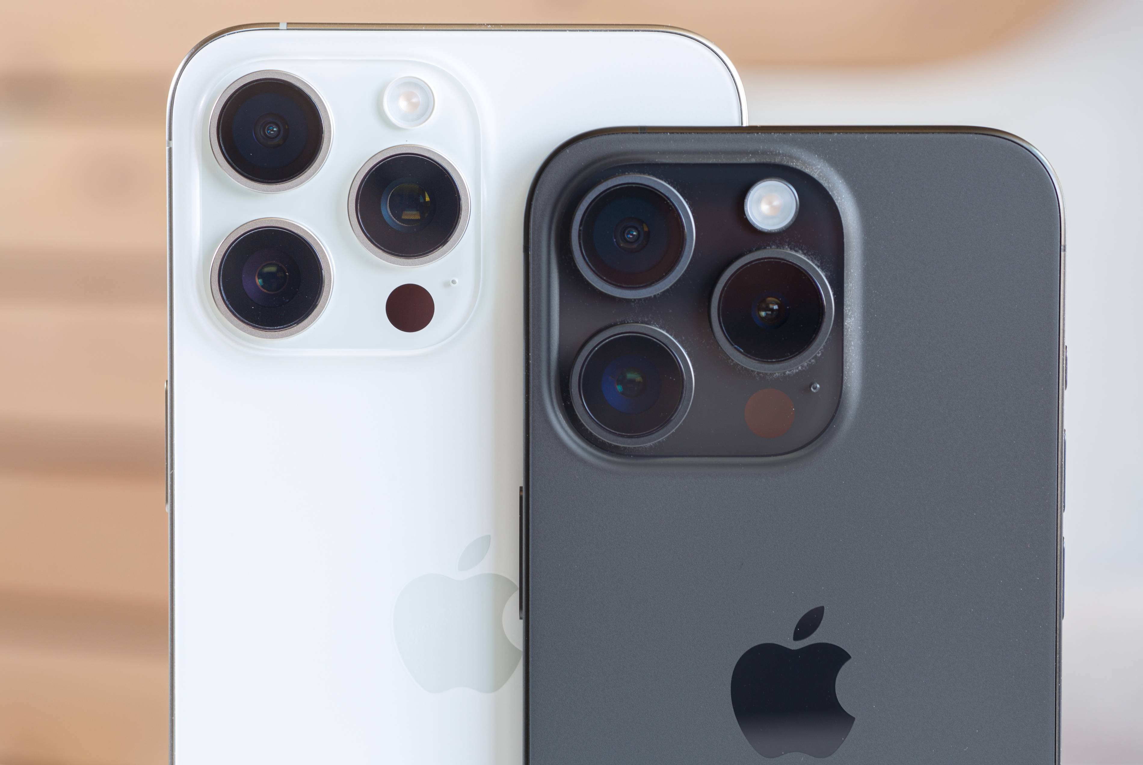 iPhone 17 series again rumored to sport 24MP selfie camera