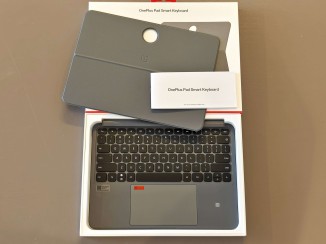 The OnePlus Smart Keyboard