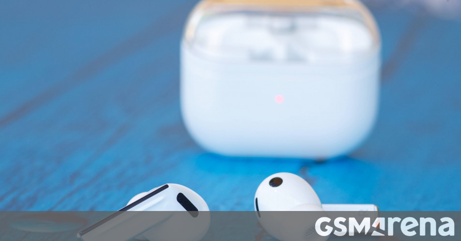 Samsung delays Galaxy Buds 3 Pro pre-orders due to quality issues