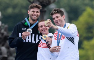 Select moments of Victory Selfie at Paris 2024