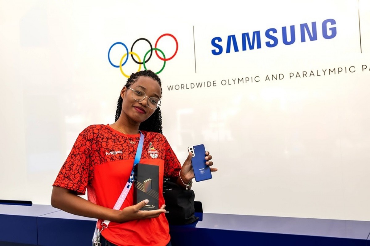 Team Mozambique athlete Deizy Nhaquile shows off her Samsung Galaxy Z Flip6 Olympic Edition and her S21 5G Olympic Games Edition from the Tokyo Olympics.